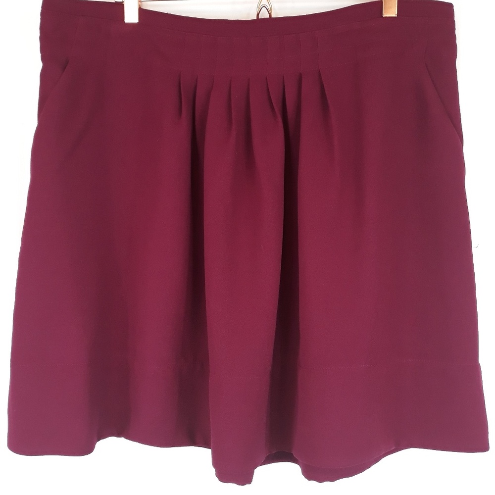 Plus Size A New Day Pleated Skirt Pockets Burgundy